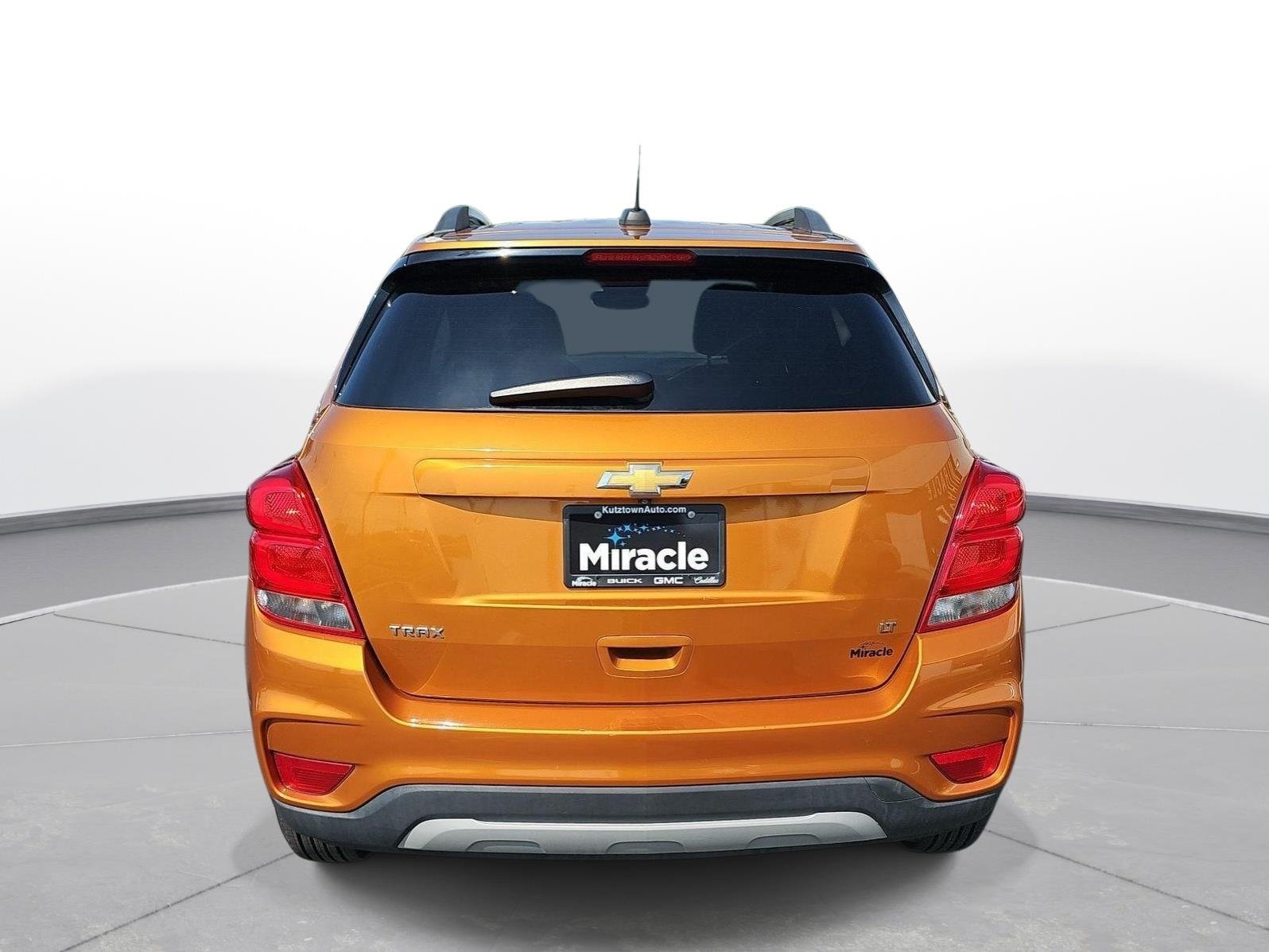 Used 2017 Orange Burst Metallic Chevrolet LT image 7
