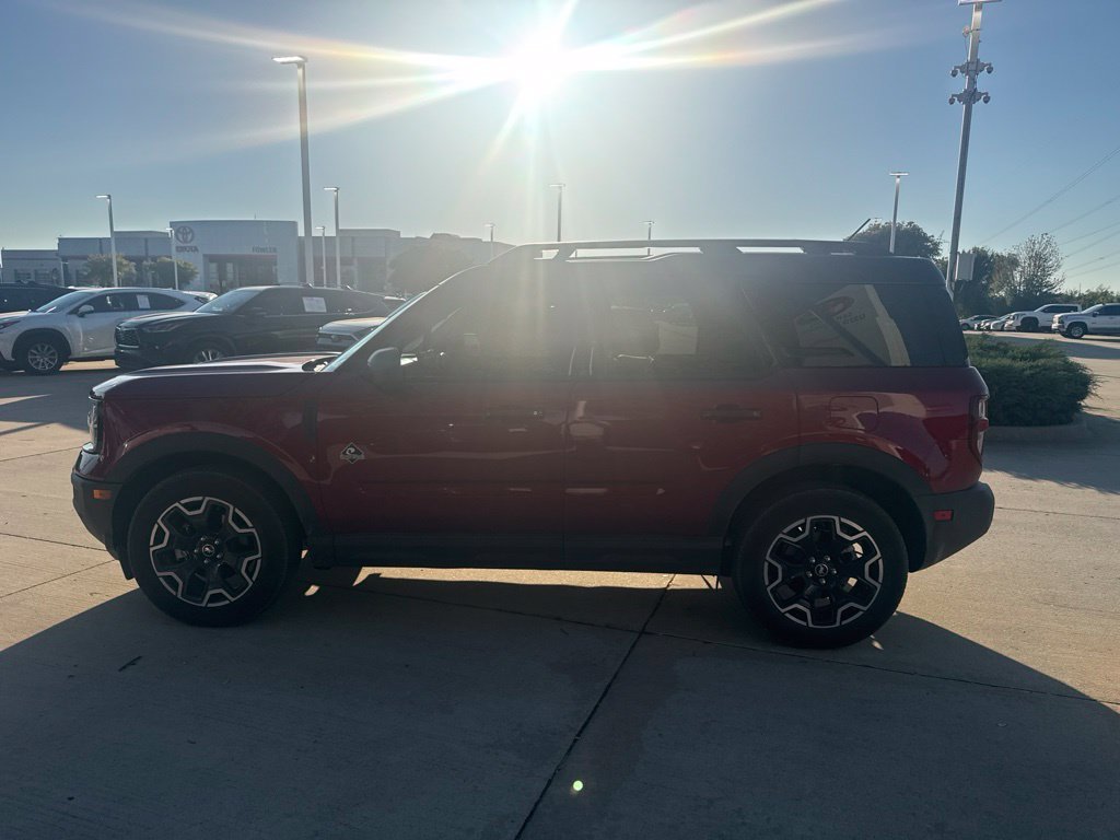 Used 2025 Red Ford Outer Banks image 4