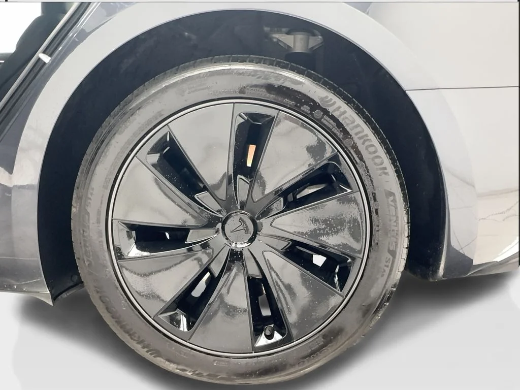 Used 2025 Black Tesla Long Range image 35