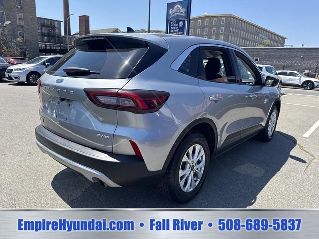 Used 2024 Silver Metallic Ford Active image 9