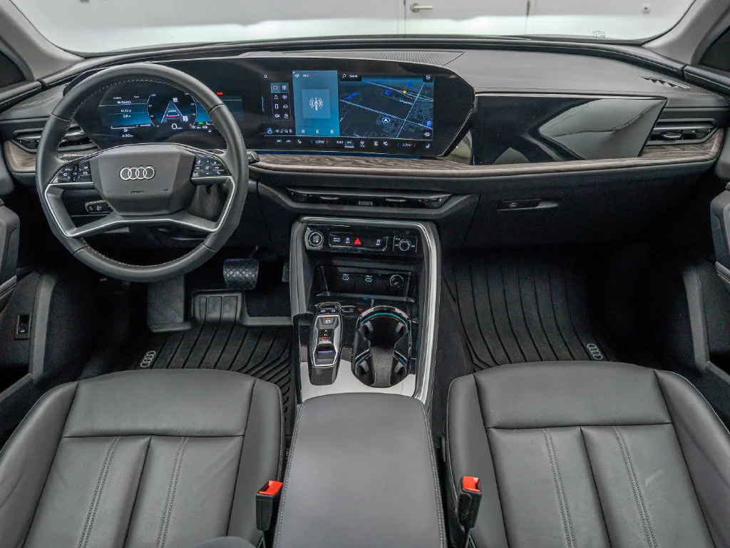 Certified Used 2025 Tambora Gray Metallic Audi 2.0T Premium Plus image 34