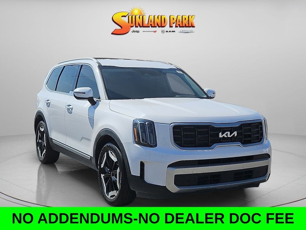 Used 2024 Glacial White Pearl Kia S image 1
