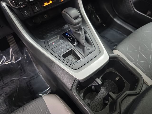 Used 2024 White Toyota XLE image 22