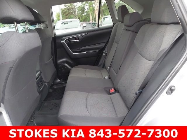 Used 2021 Silver Toyota XLE image 23