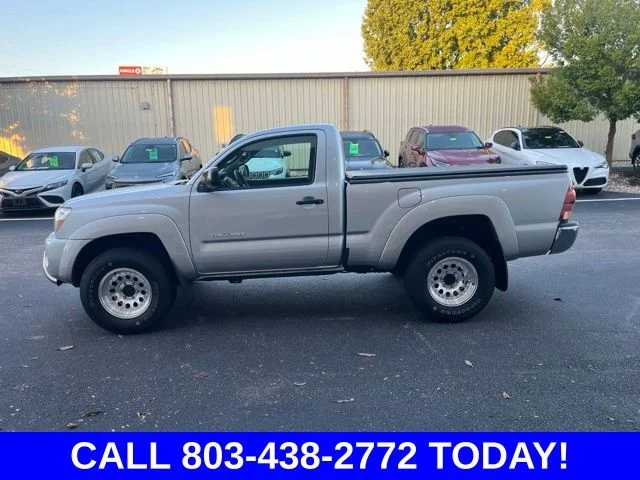 Used 2008 Silver Toyota Base image 29