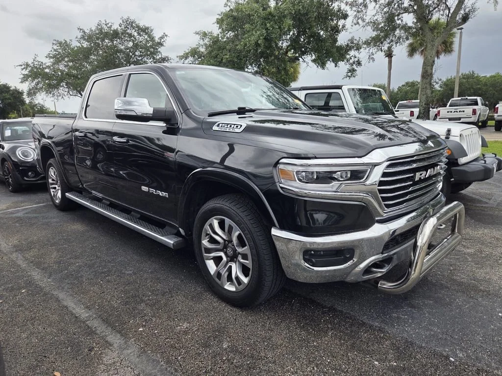 Used 2019 Diamond Black Crystal Pearlcoat Ram Longhorn image 2