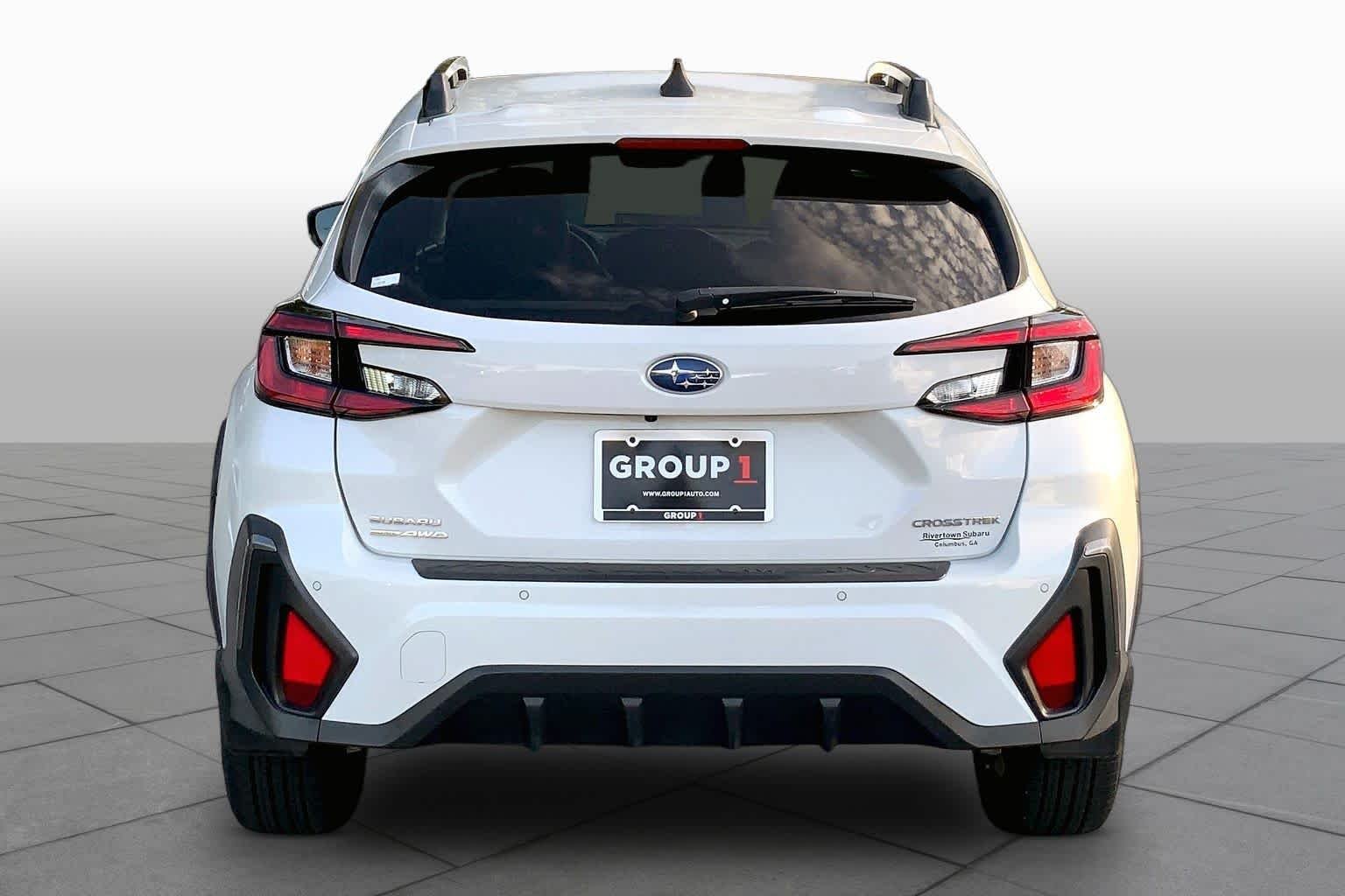 Used 2025 Crystal White Pearl Subaru Limited image 5