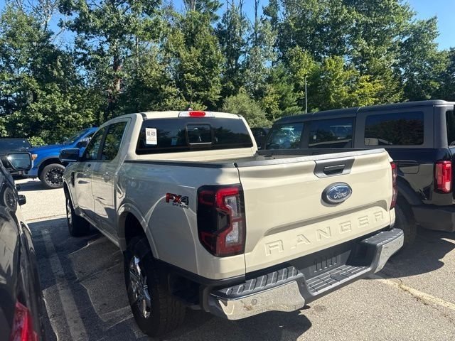 Used 2025 Desert Sand Ford Lariat image 6