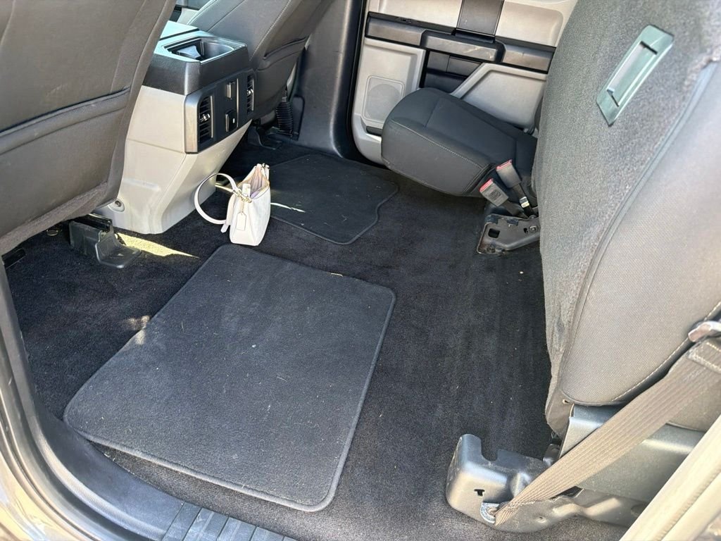 Used 2018 Gray Ford XL image 10