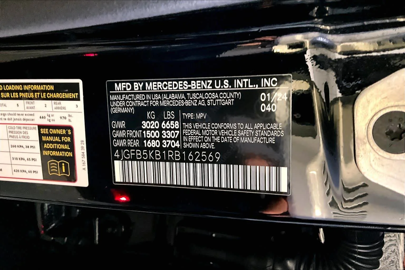Used 2024 Black Mercedes-Benz GLE 450 image 34