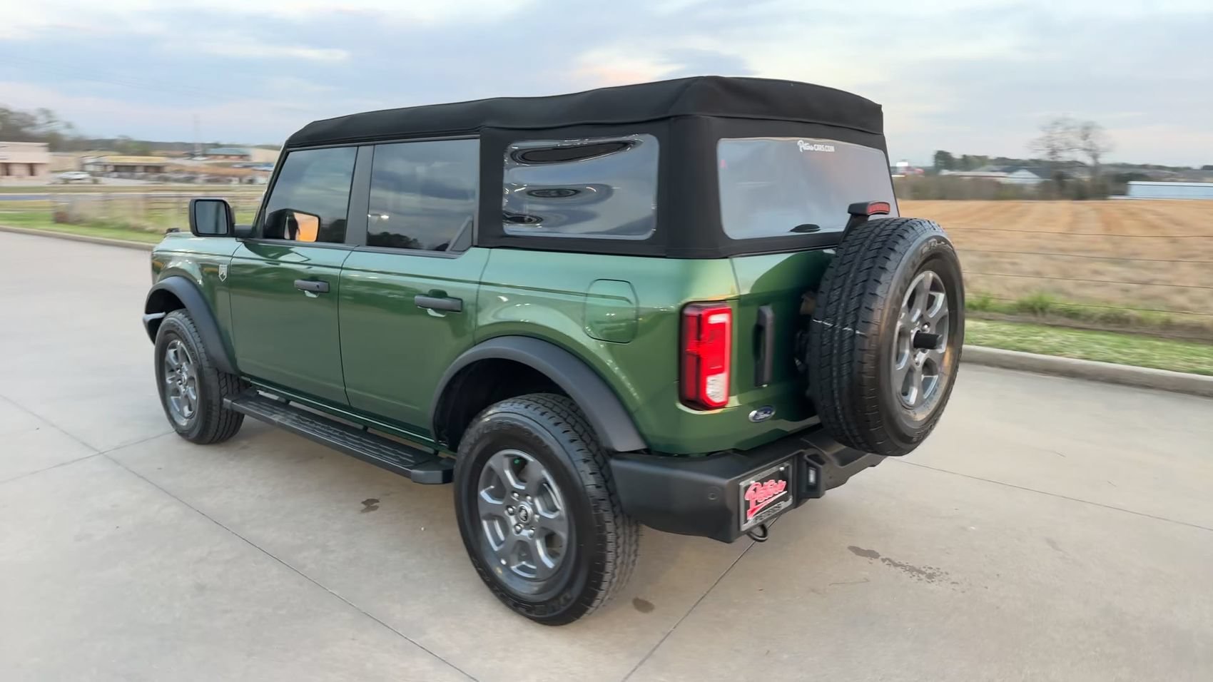 Used 2025 Green Metallic Ford Big Bend image 7