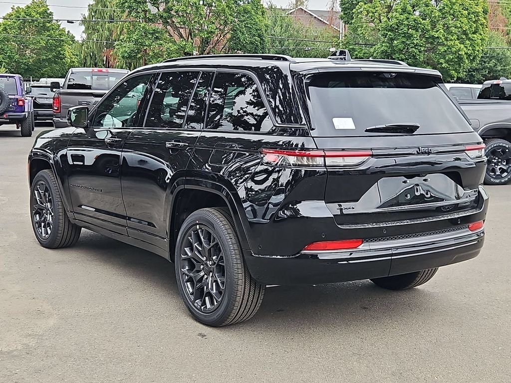 New 2026 Diamond Black Crystal Pearl-Coat Exterior Paint Jeep Summit image 5