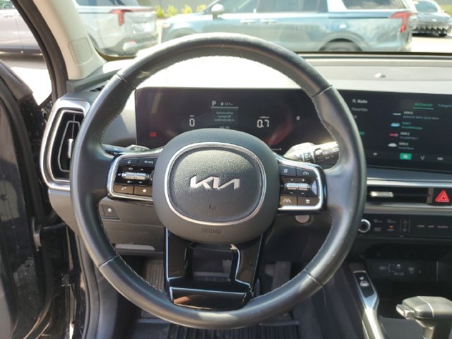 Certified Used 2025 Ebony Black Kia S image 28