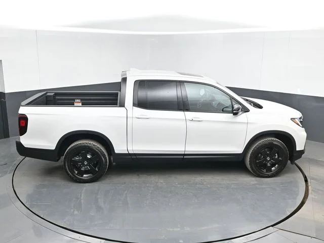 New 2026 Platinum White Pearl Honda Black Edition image 43