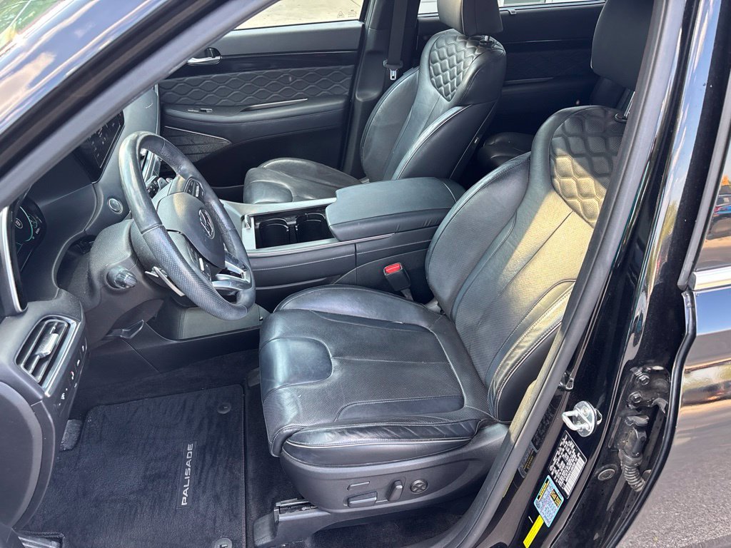 Certified Used 2020 Black Hyundai Limited image 9