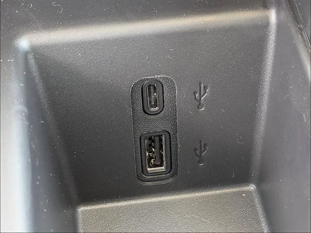 2026 GMC Acadia Elevation - Photo 25