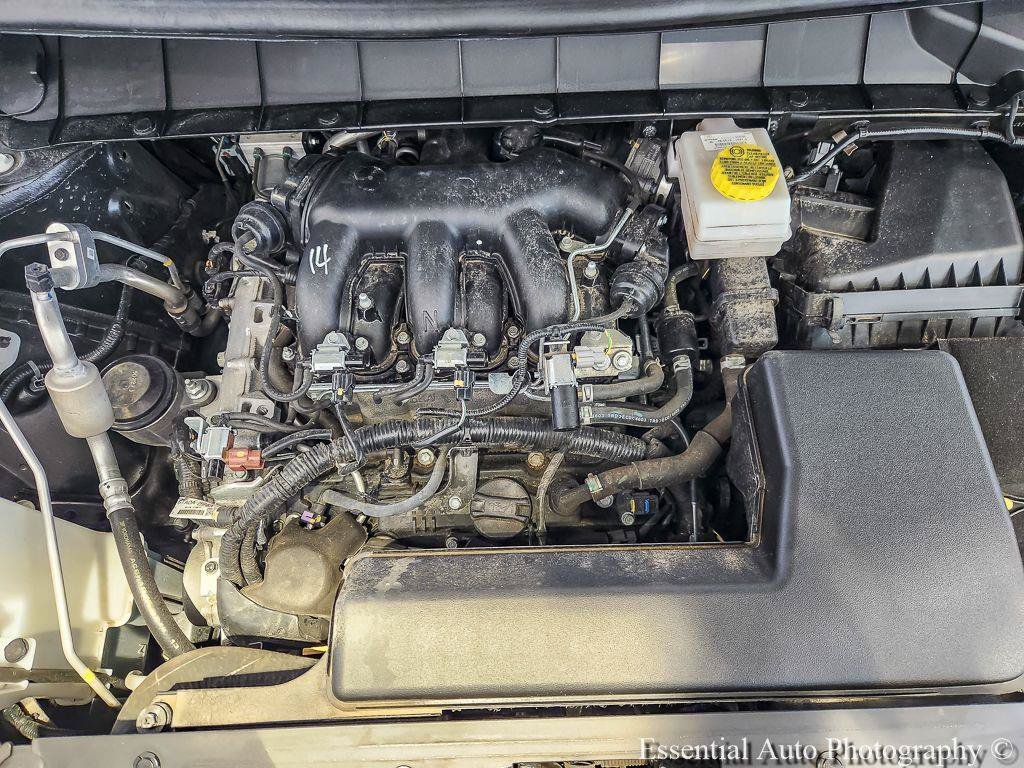 Used 2025 Gun Metallic Nissan SL image 24