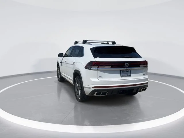 Used 2024 White Volkswagen 2.0T SEL R-Line image 5