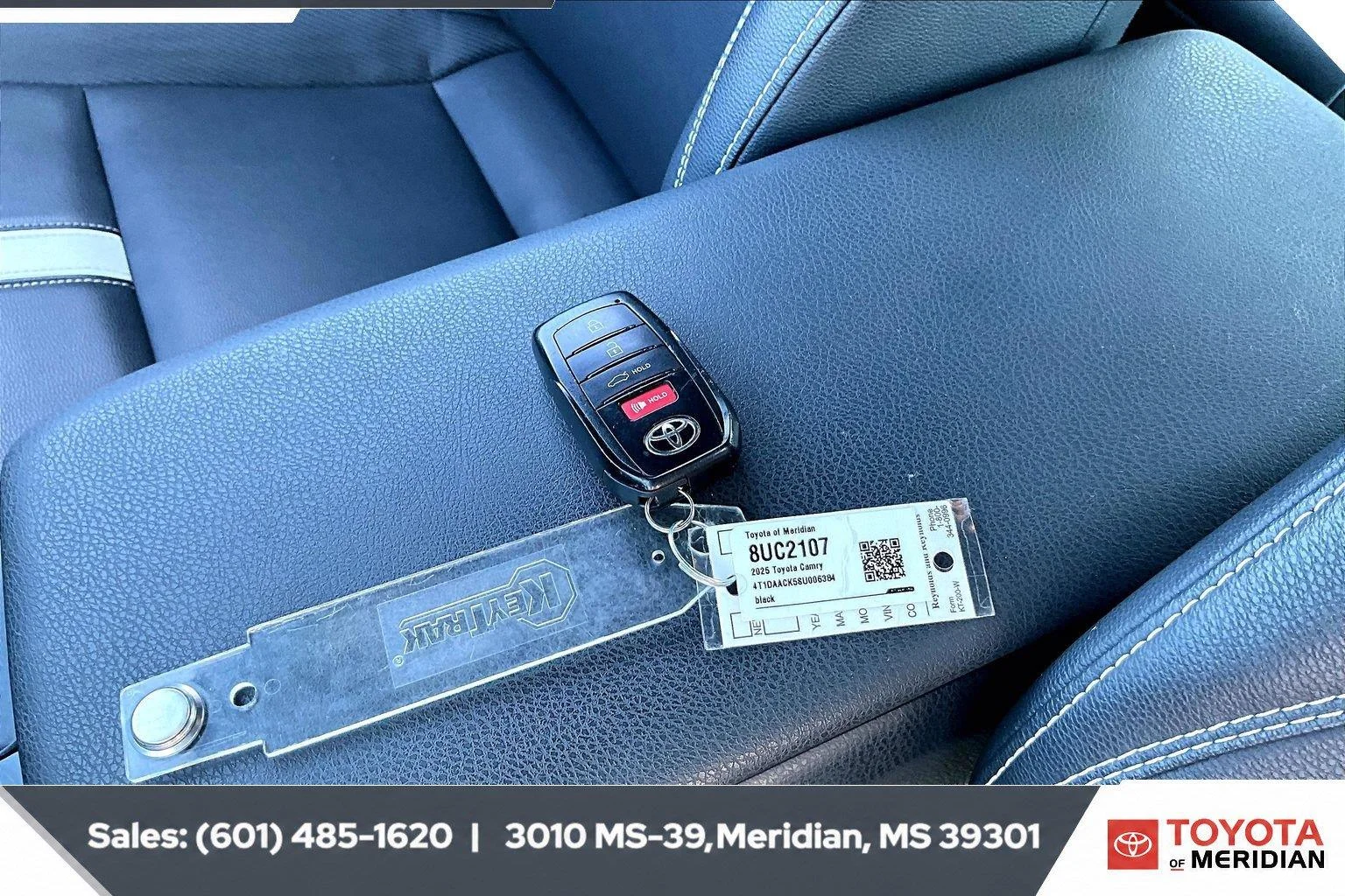 Used 2025 Midnight Black Metallic Toyota SE (Natl) image 9