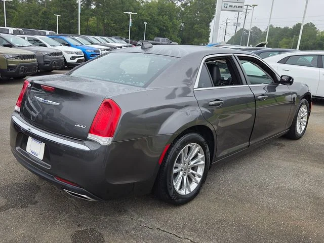 Used 2019 Gray Chrysler Touring image 13