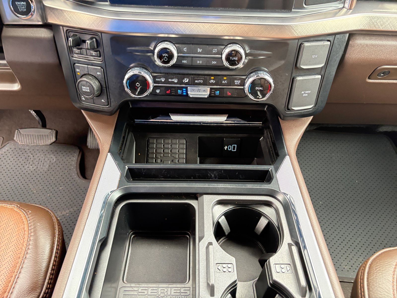 Used 2023 Brown Ford King Ranch image 18