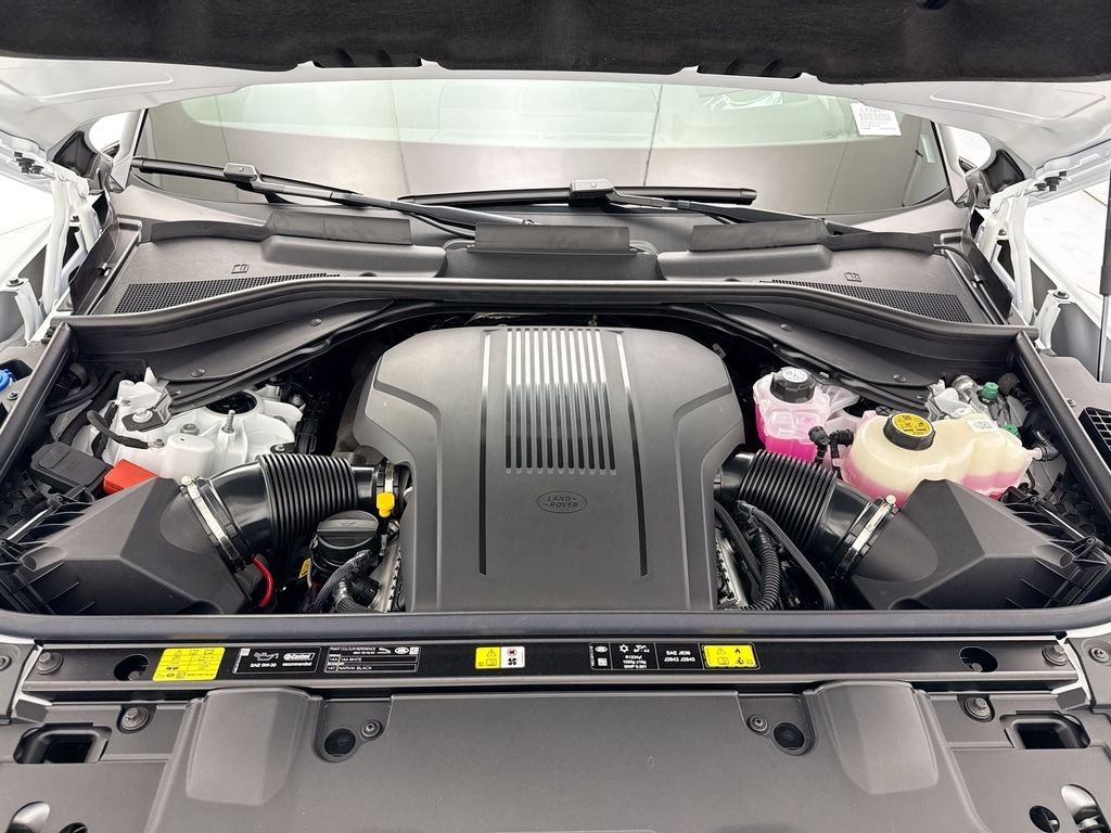 New 2026 Fuji White Land Rover Autobiography image 27