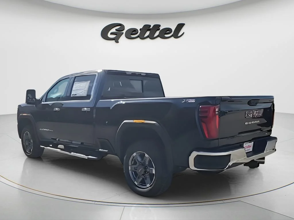New 2026 Onyx Black GMC SLT image 6