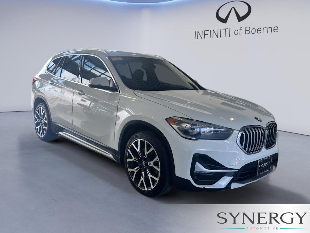 Used 2020 Alpine White BMW sDrive28i image 3