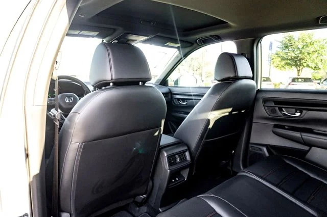 Certified Used 2025 Platinum Honda Sport-L image 28