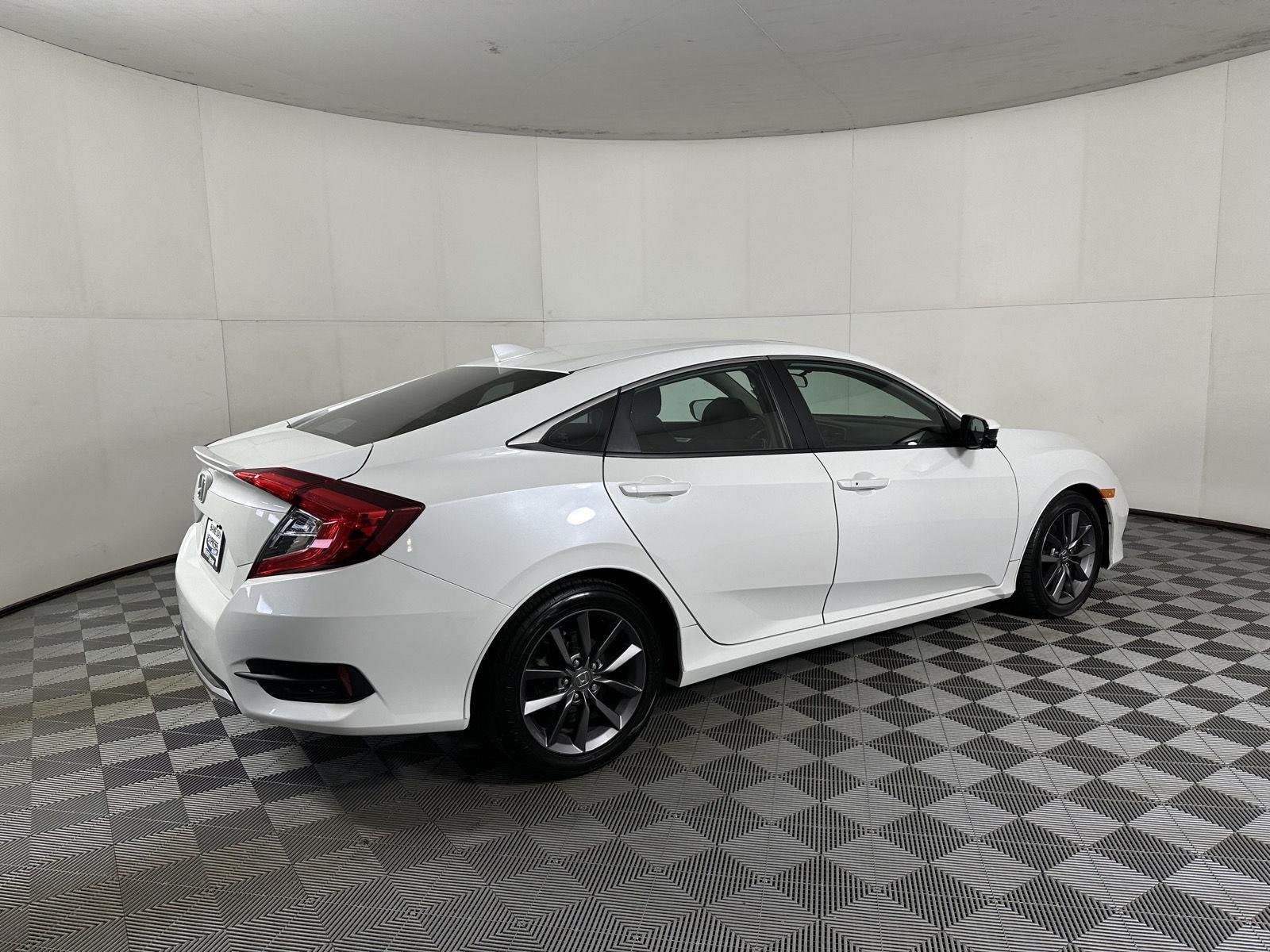Used 2021 Platinum White Pearl Honda EX image 6