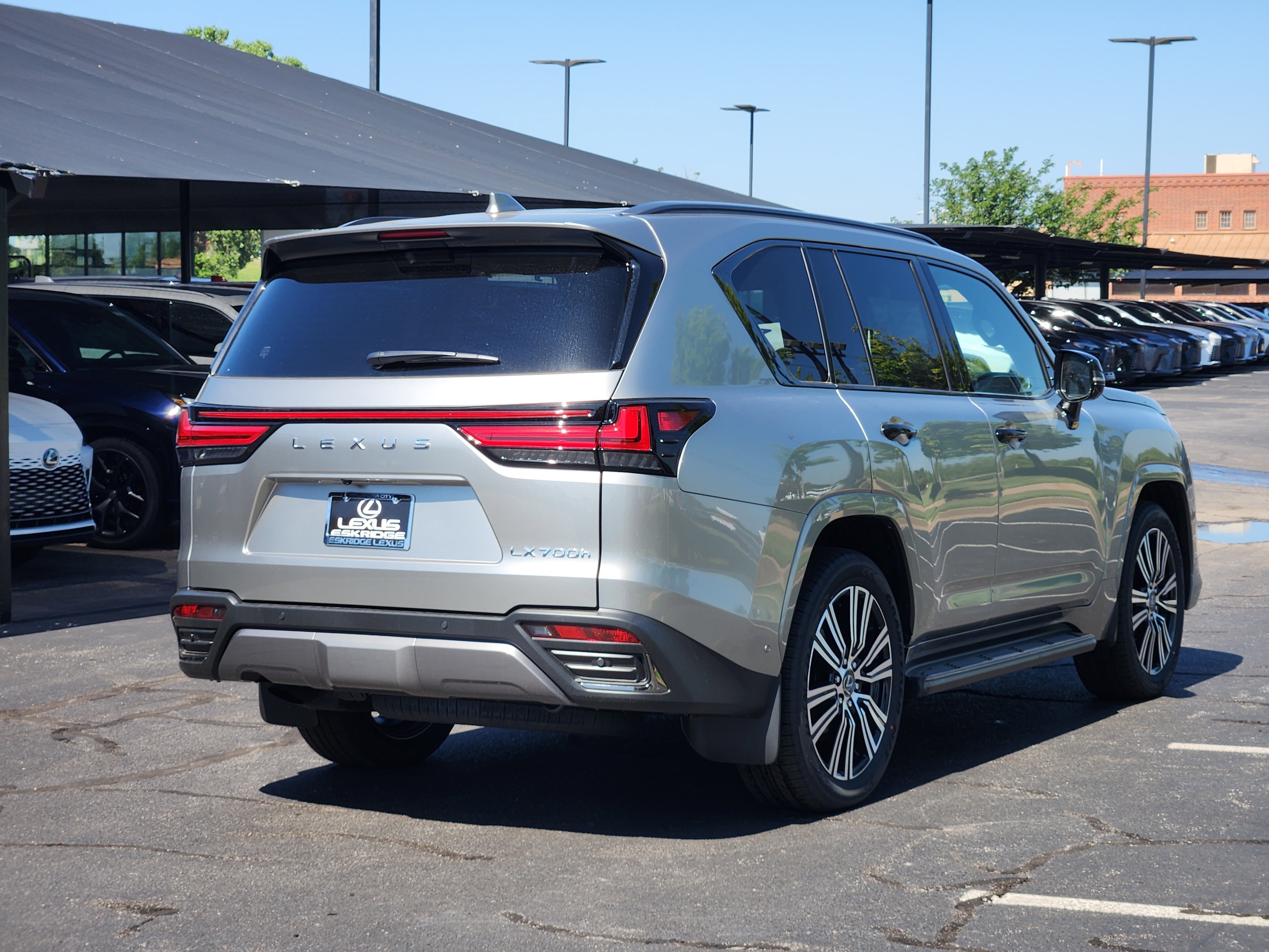 New 2026 Atomic Silver Lexus LUXURY image 3