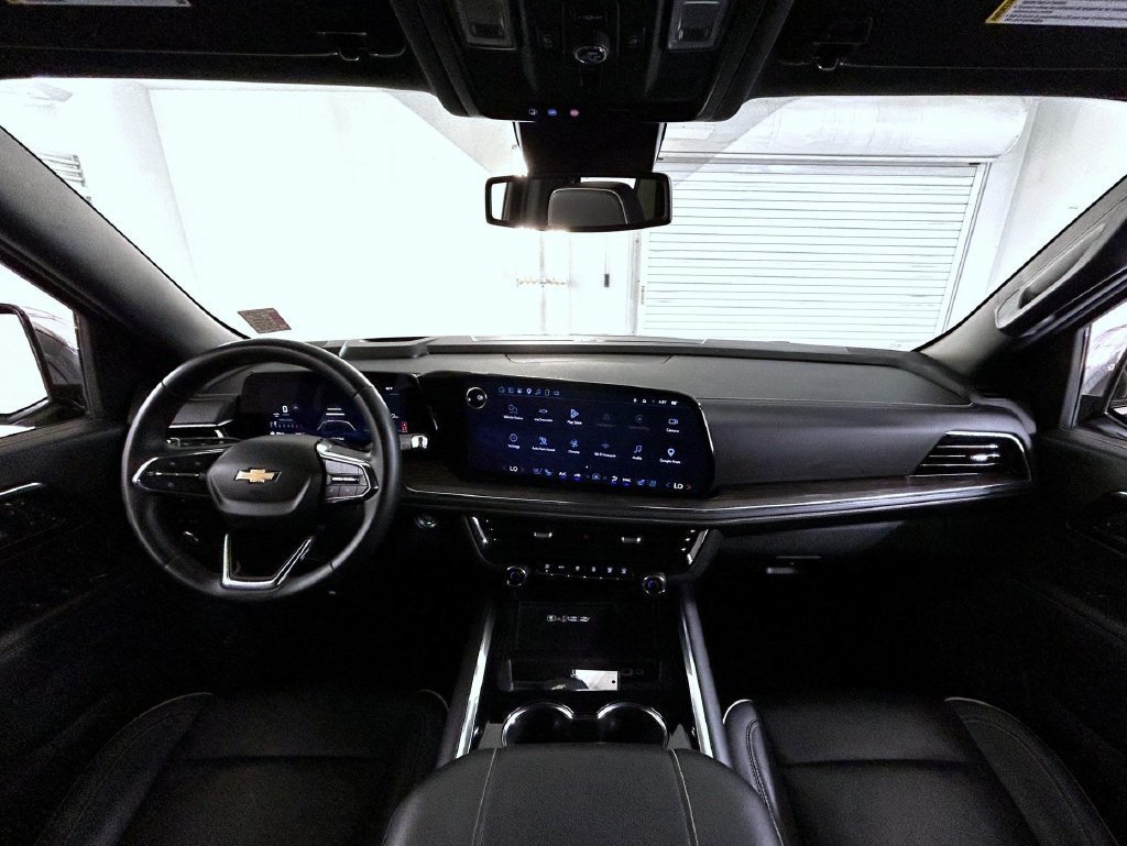 2025 Chevrolet Tahoe Premier - Photo 14