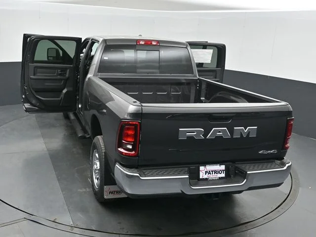New 2026 Granite Crystal Metallic Clear-Coat Exterior Paint RAM Tradesman image 51