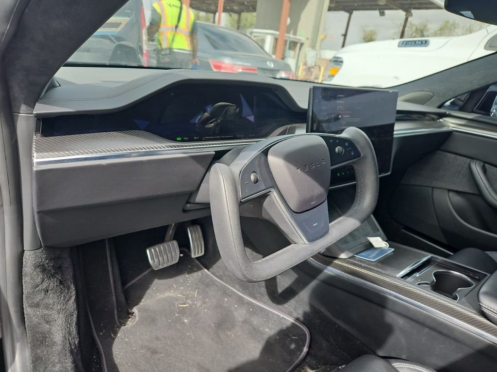 2021 Tesla Model S Plaid photo 3