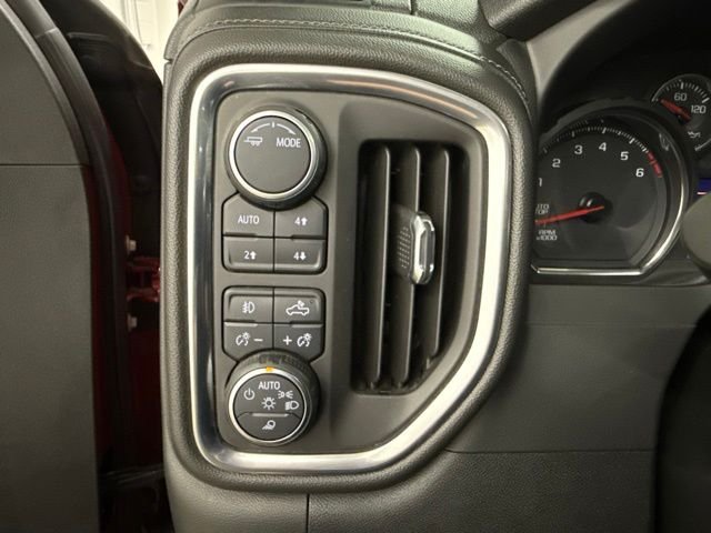 Used 2020 Red Chevrolet LT Trail Boss image 31