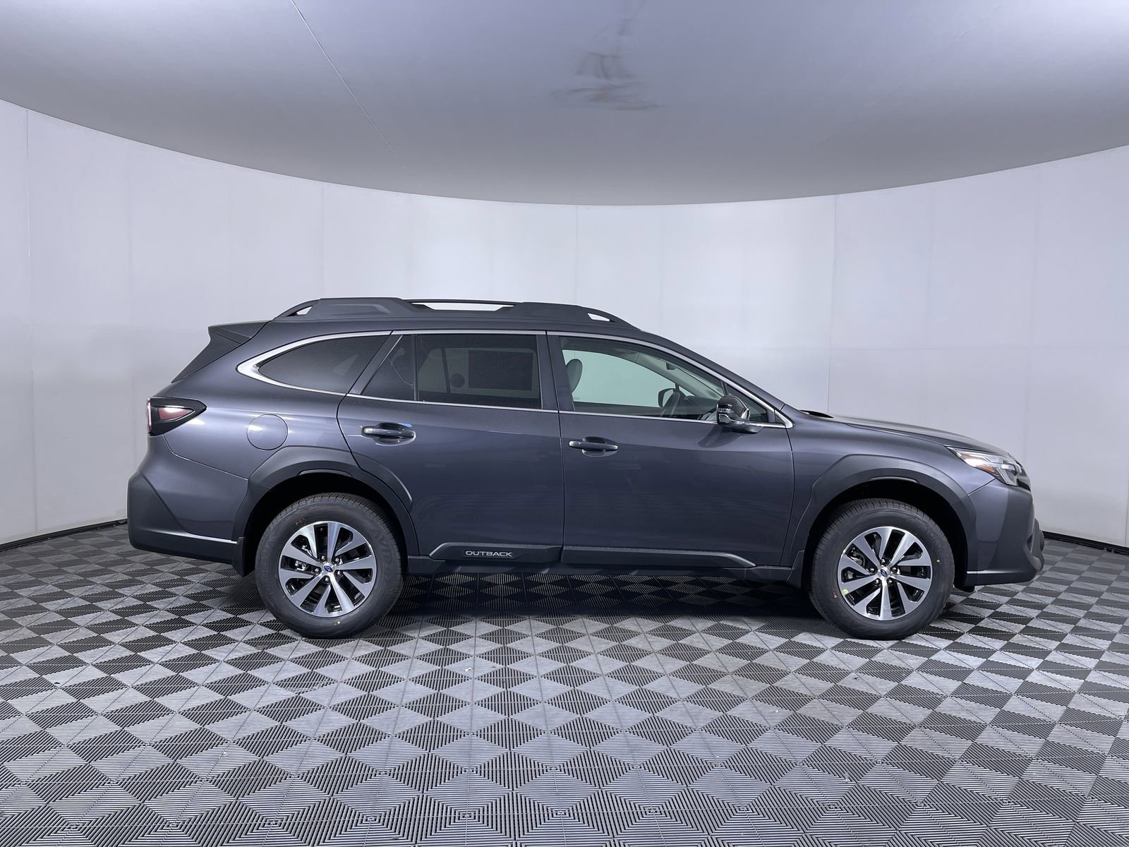 2025 Subaru Outback Premium - Photo 10