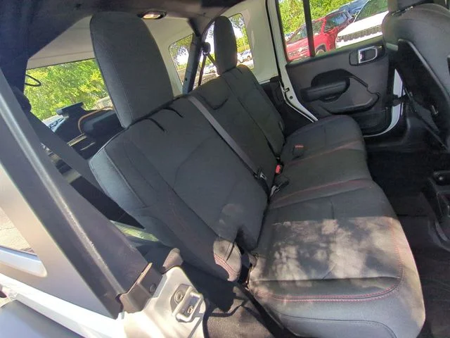 Used 2024 White Jeep Rubicon image 32