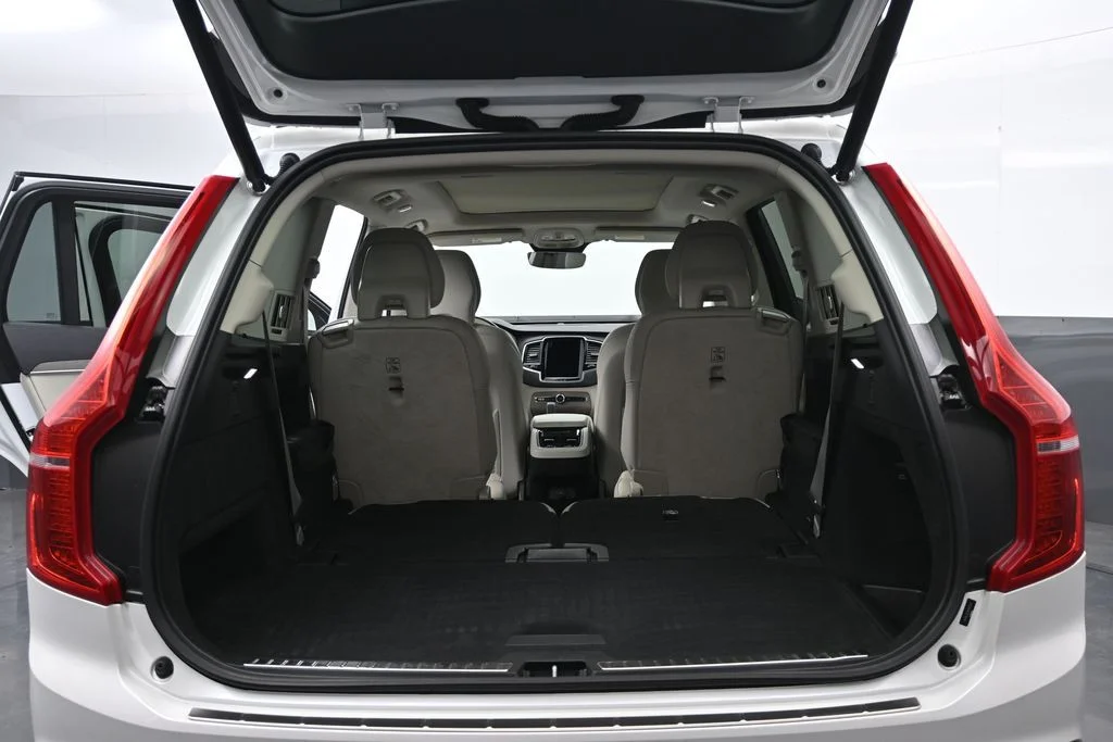 Certified Used 2024 Crystal White Volvo Plus image 19