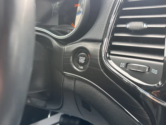 Used 2021 Gray Jeep Limited image 13