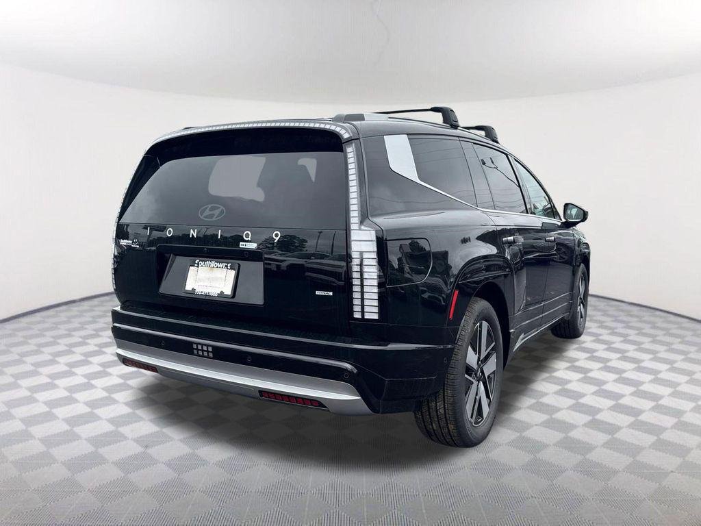 New 2026 Black Hyundai SEL image 5