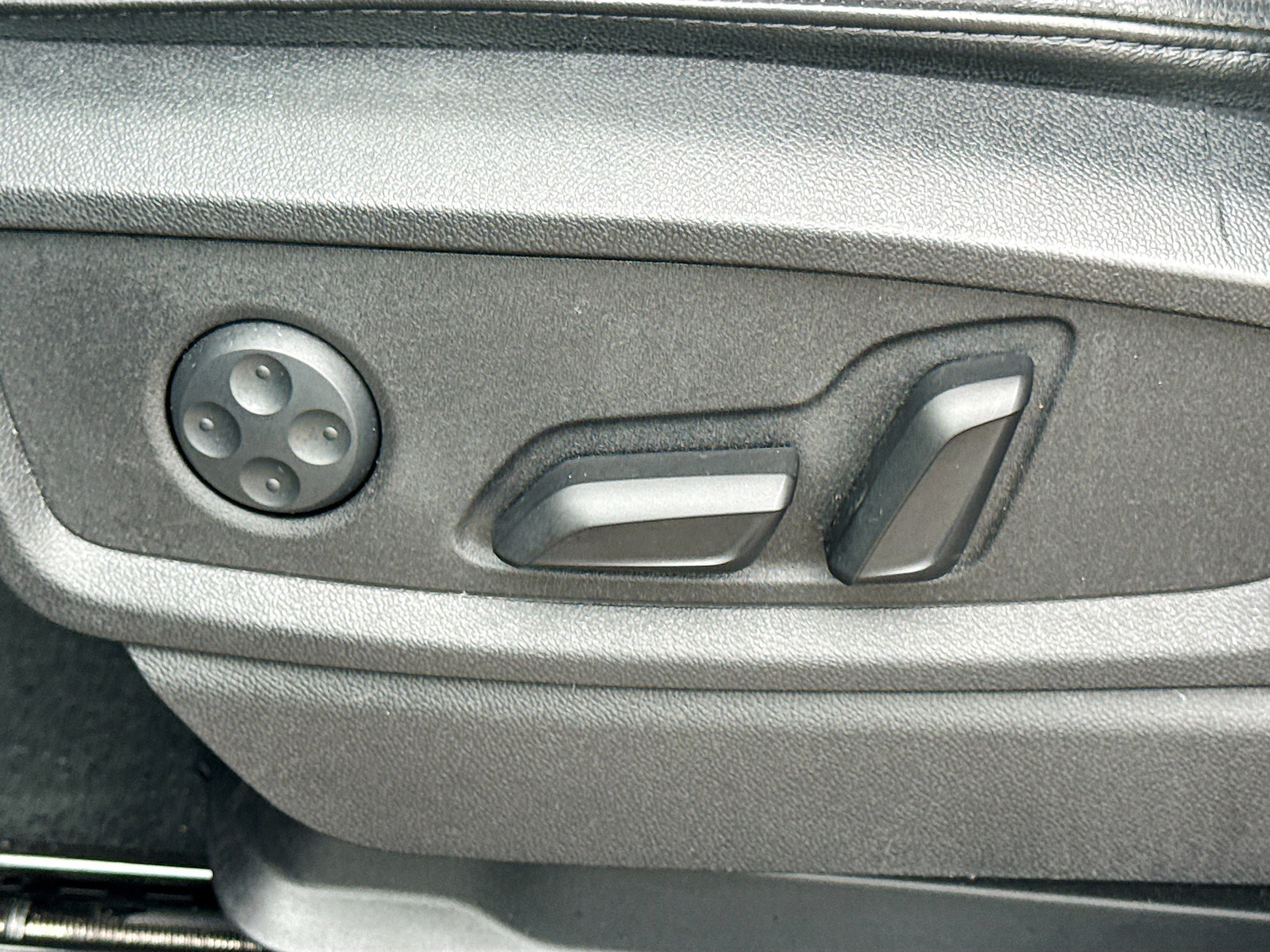 Used 2022 Gray Audi Premium Plus image 24