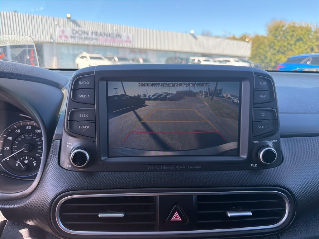 Used 2020 White Hyundai Ultimate image 23