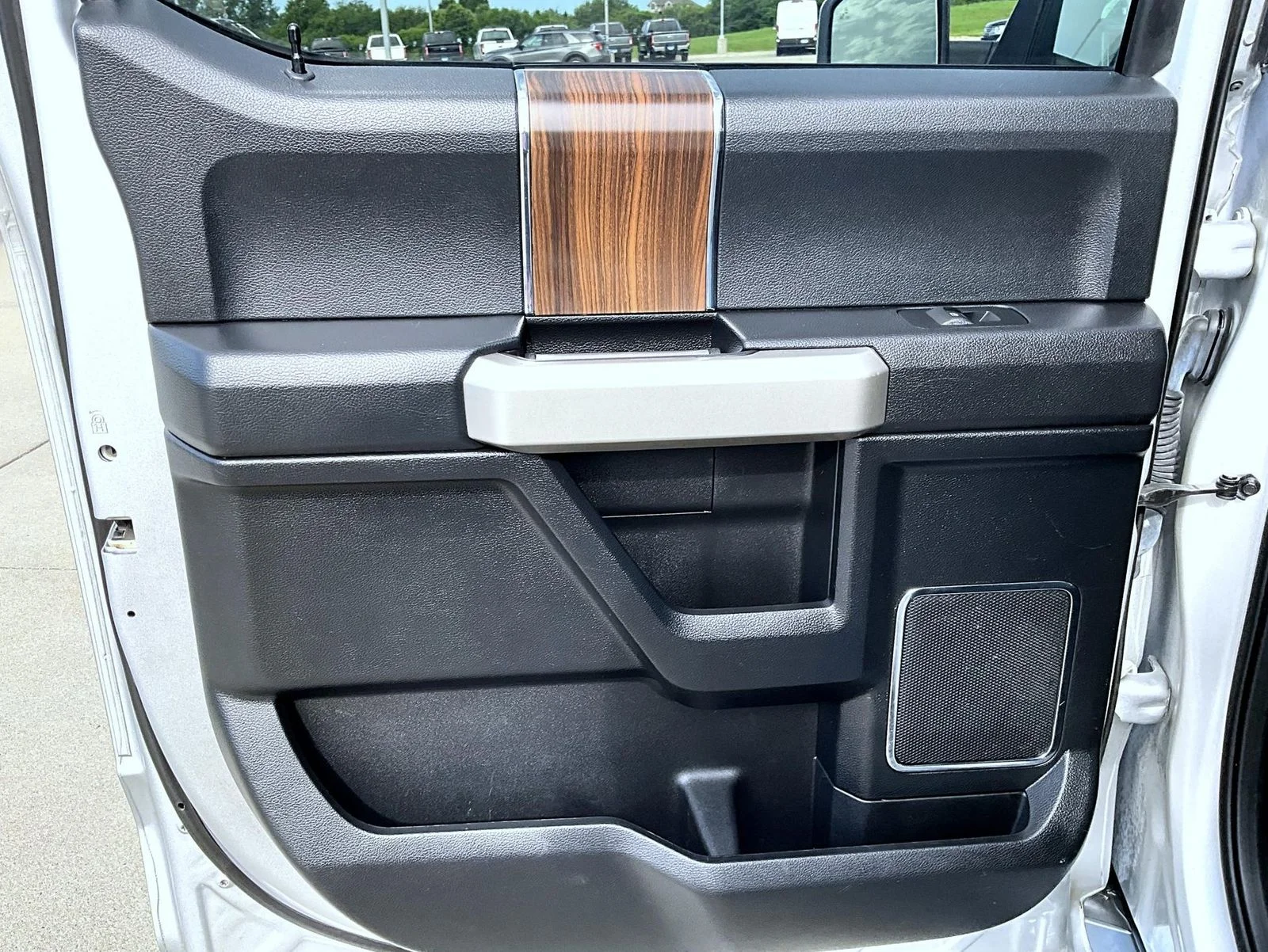 Used 2017 Silver Ford Lariat image 21