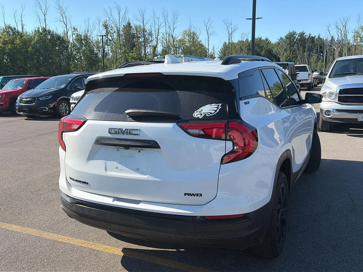 Used 2021 Summit White GMC SLT image 2