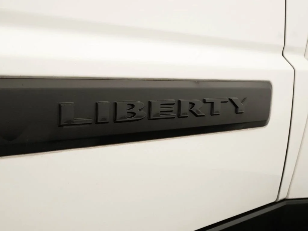 Used 2012 Bright White Clearcoat Jeep Sport image 16