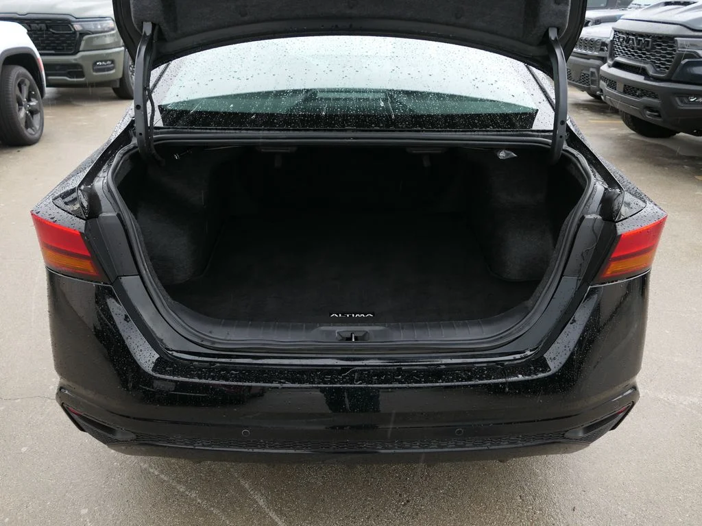 Used 2024 Super Black Nissan 2.5 SV image 19