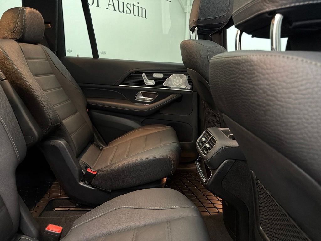 Certified Used 2025 Black Mercedes-Benz GLS 580 image 25