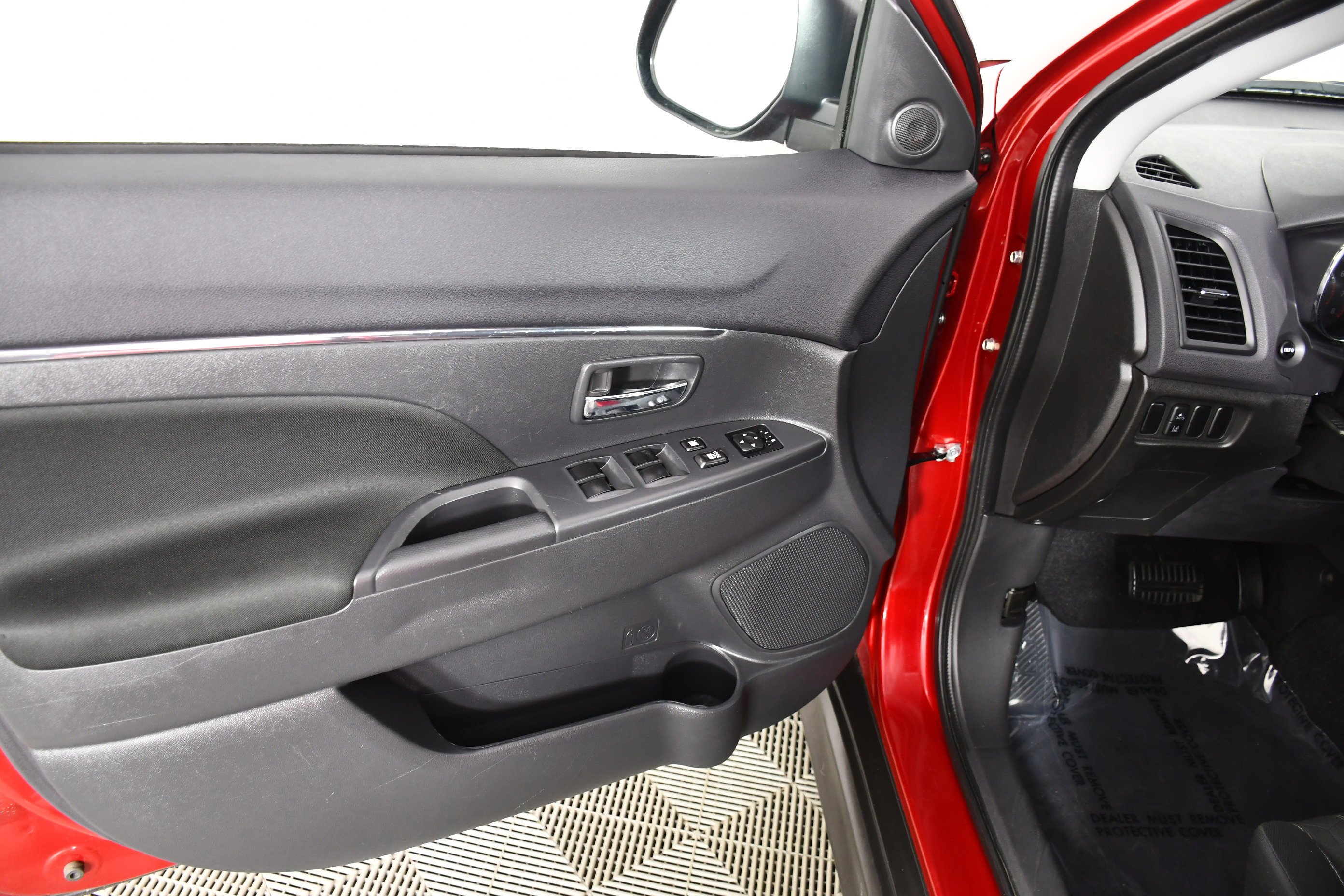 Certified Used 2024 Gray Mitsubishi ES image 35