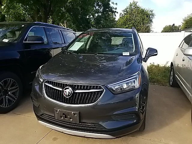 Used 2017 Gray Buick Preferred image 10