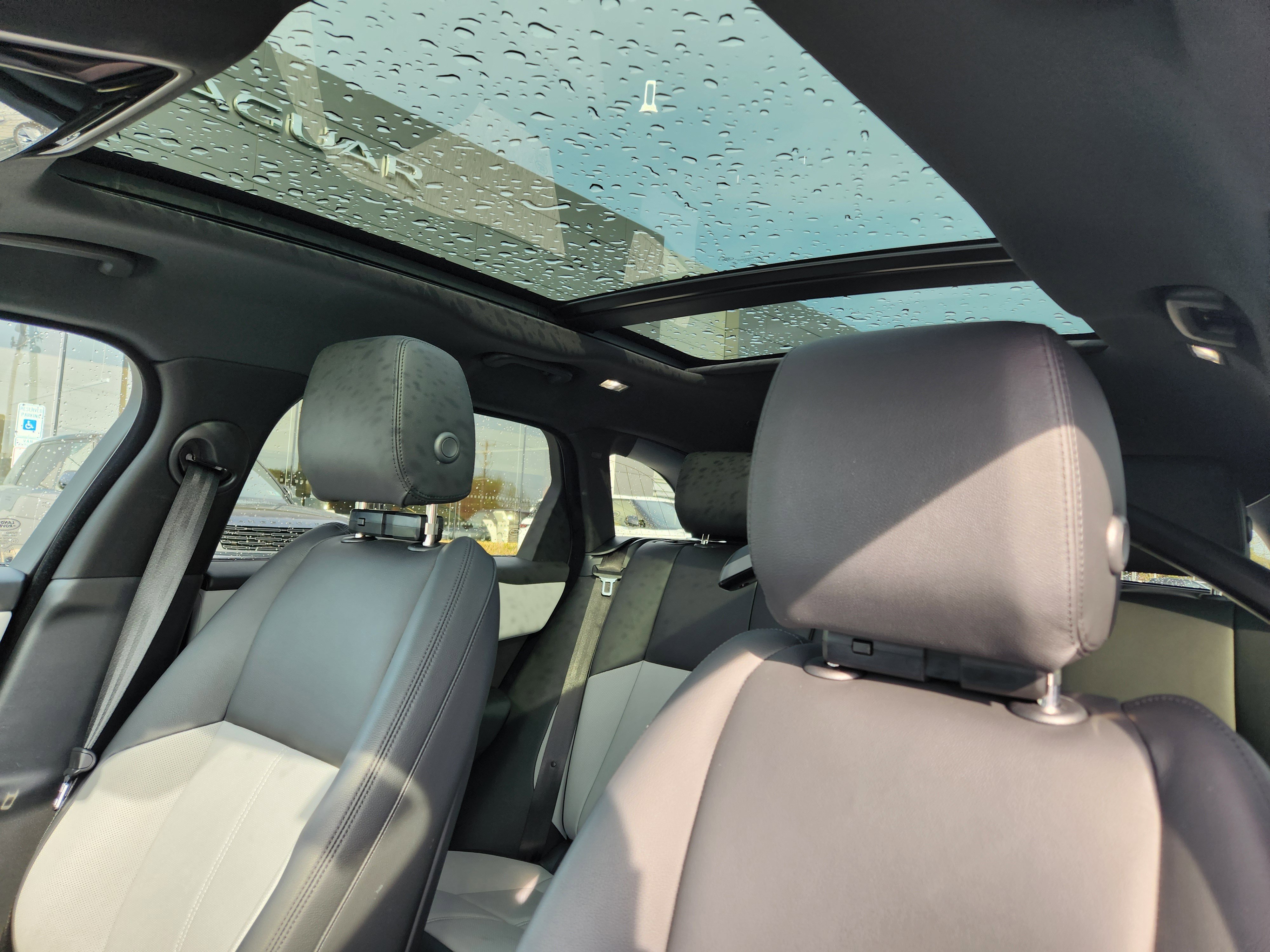 Certified Used 2026 Fuji White Land Rover Dynamic SE image 12